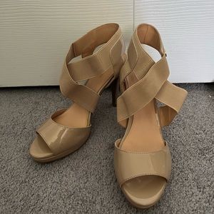 Liz Claiborne -Strappy Tan Heel. Size 8